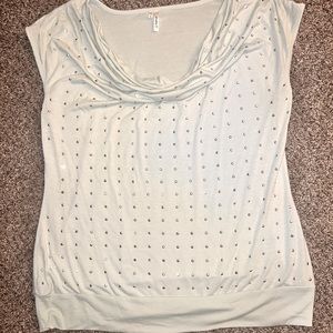 Super cute women’s XL Maurice’s top.